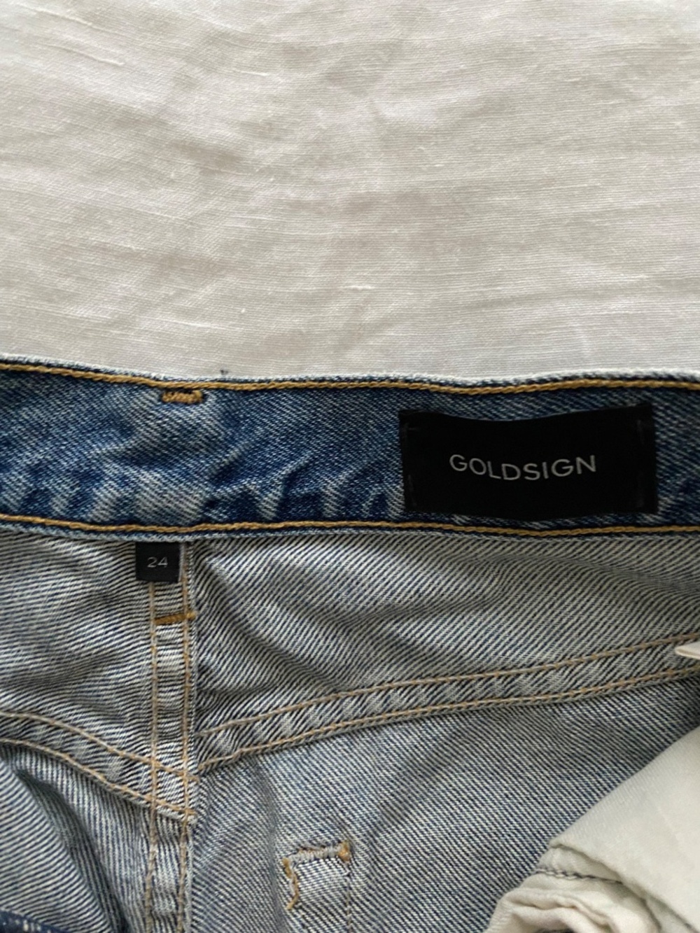 GOLDSIGN Martin high-rise straight-leg jeans | Size 24 - Picture 8 of 11